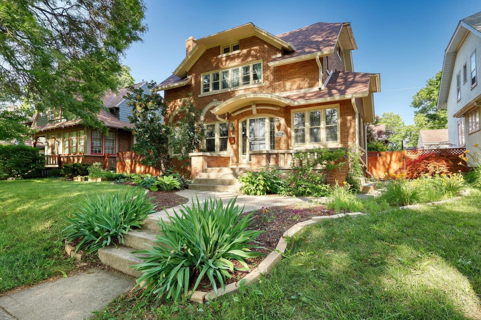 2530 Grant