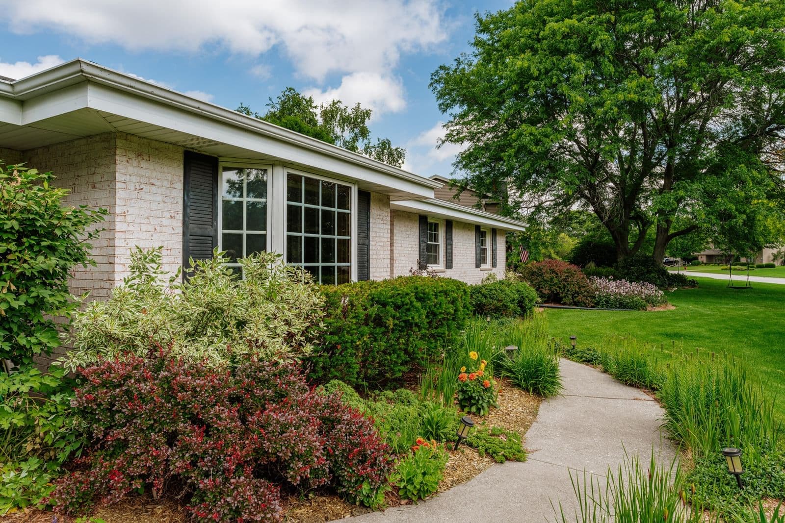 3815 Westwood