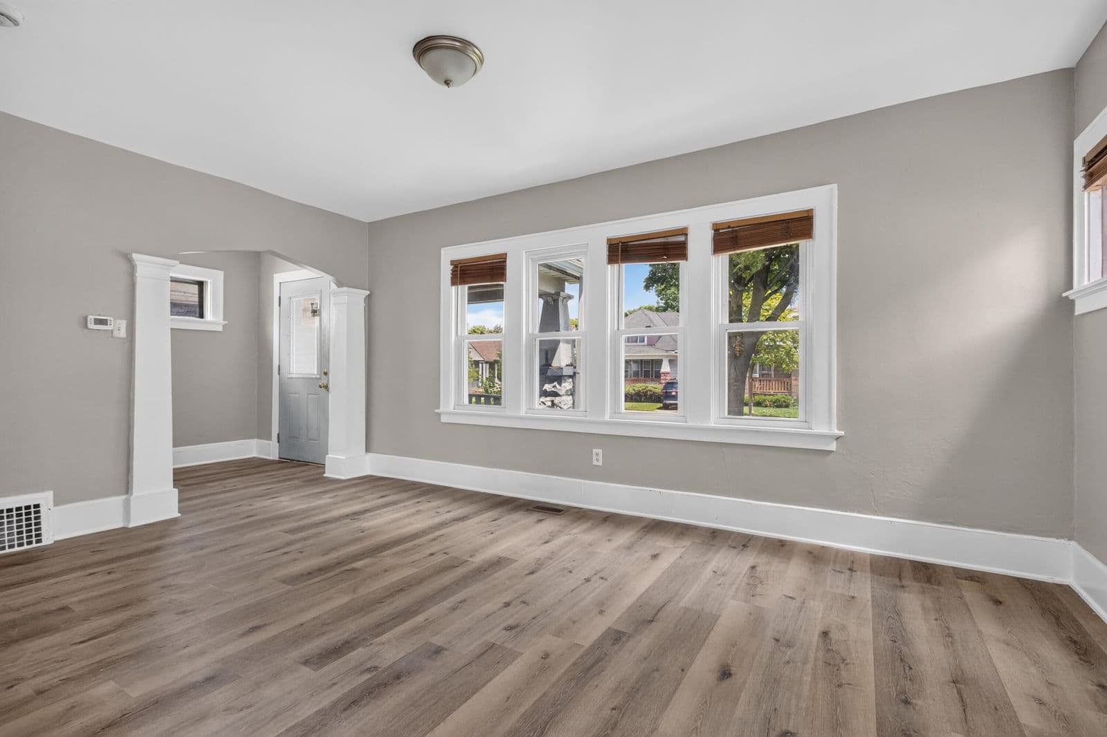 Photo 4 of 4127 26th