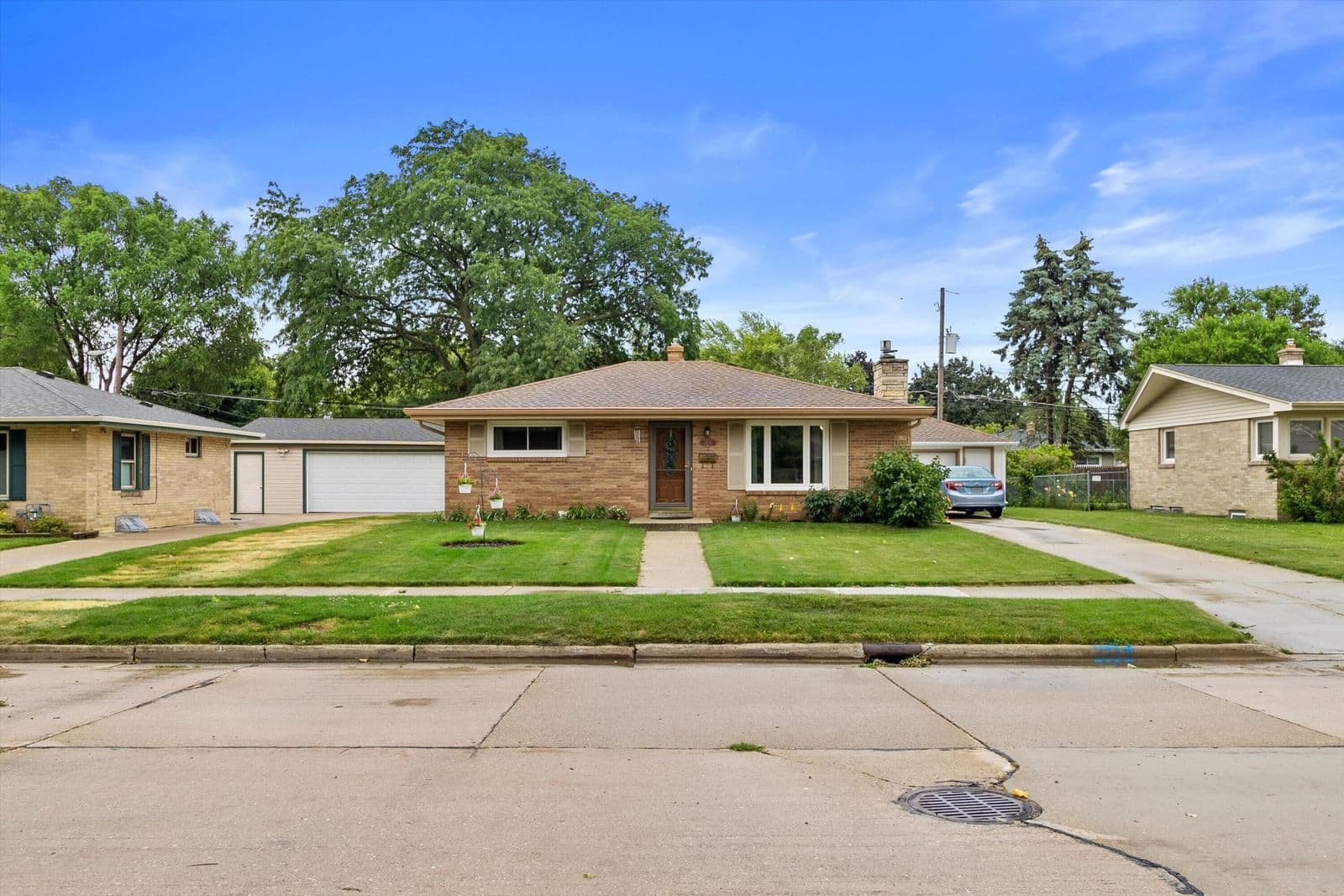 3801 Charles