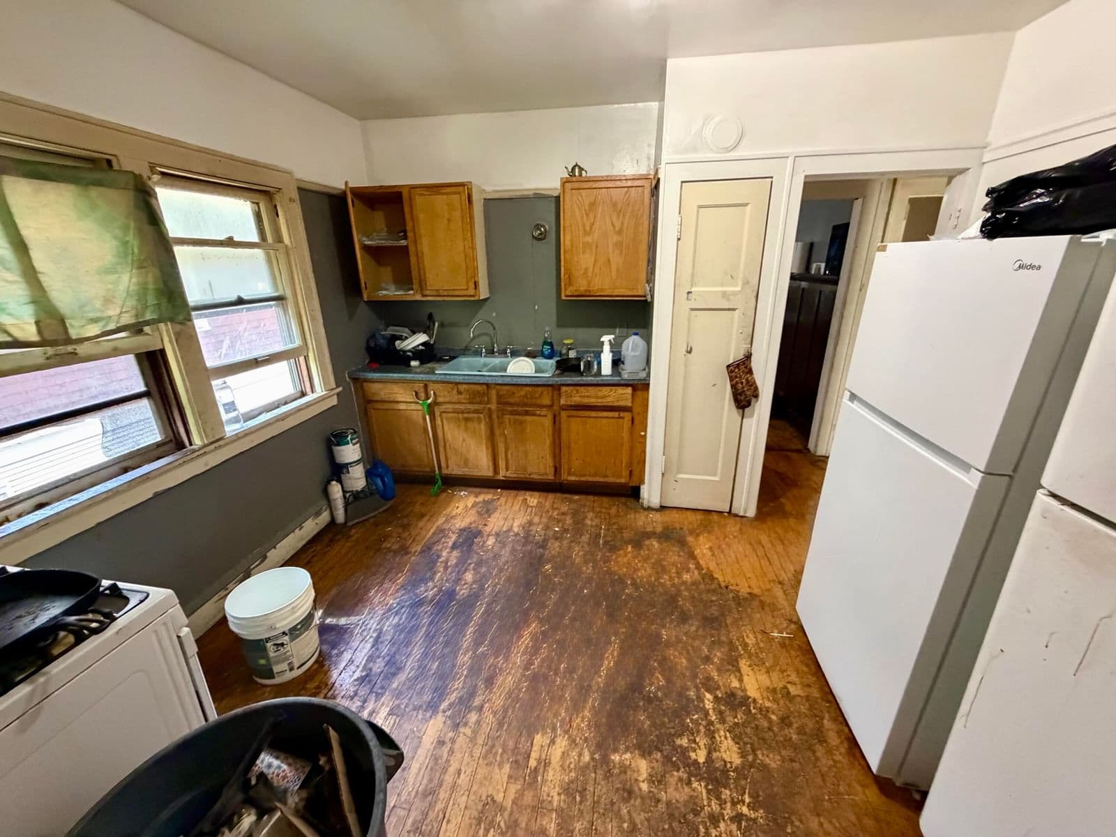 Photo 4 of 2660 45th