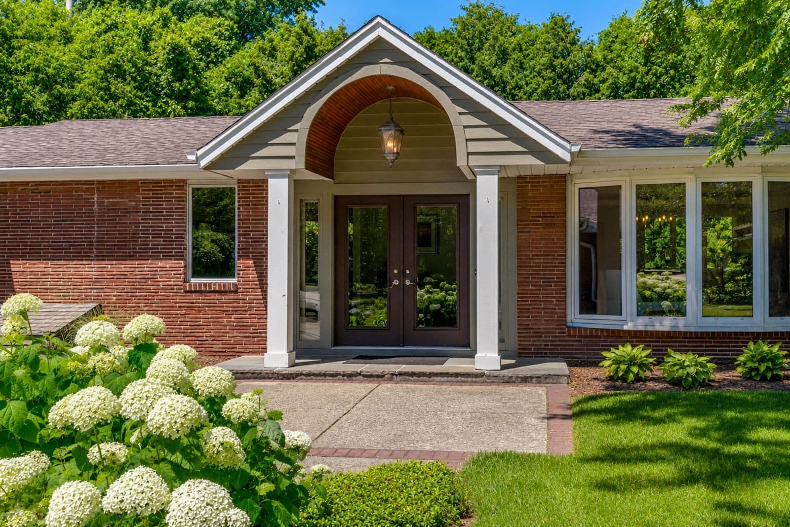 2644 97th, Wauwatosa, WI