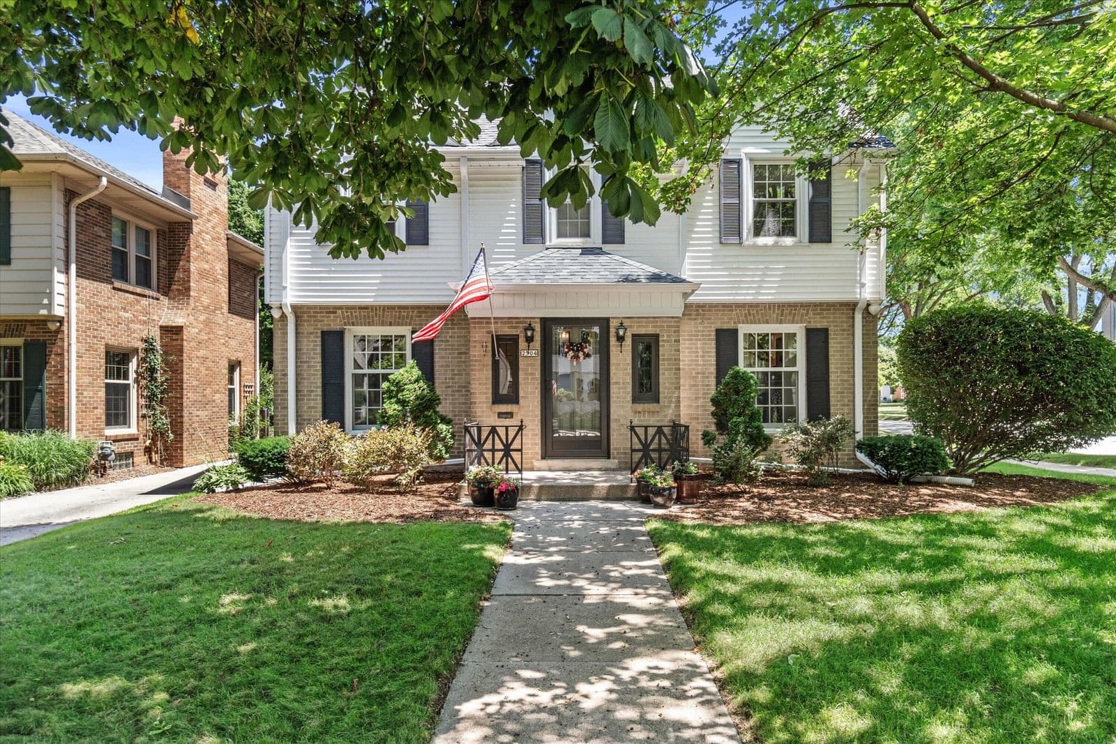 2504 90th, Wauwatosa, WI