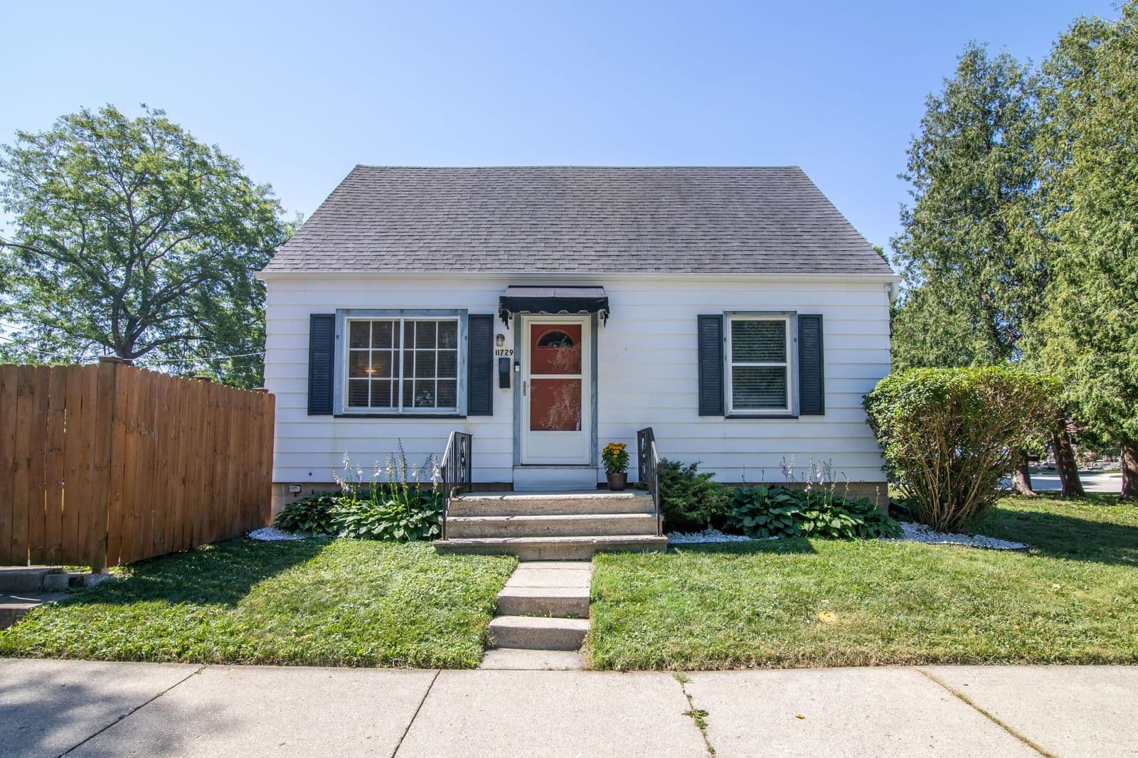 11729 Washington