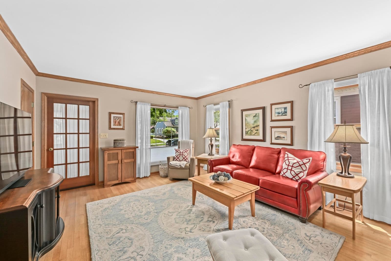 Photo 4 of 1161 Elm Lawn