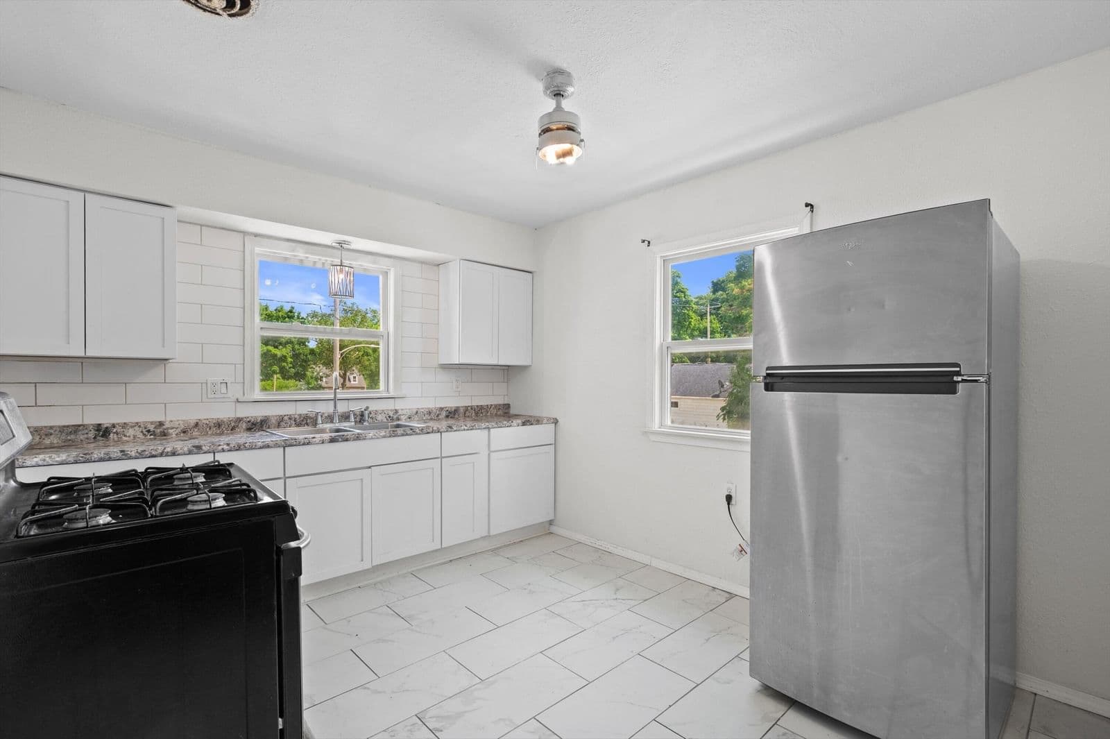 Photo 5 of 5400 53rd