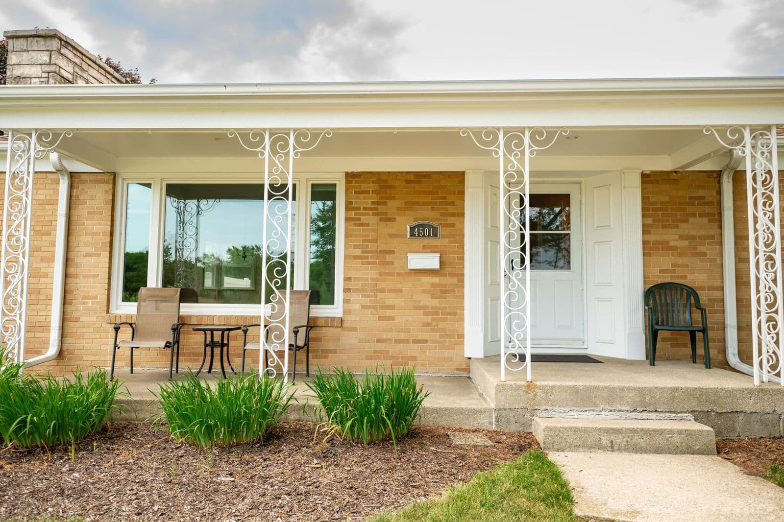4501 Graceland