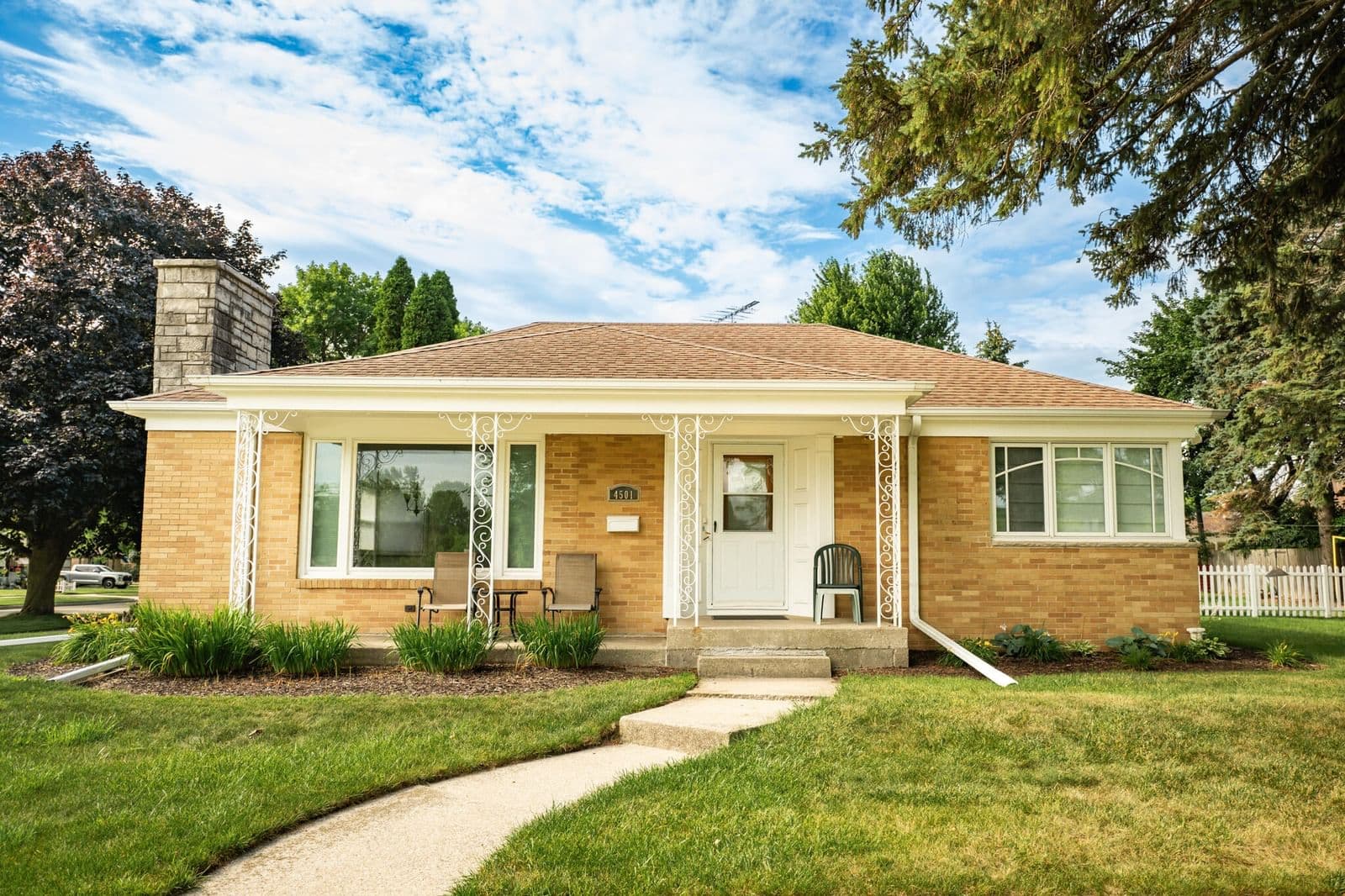 4501 Graceland