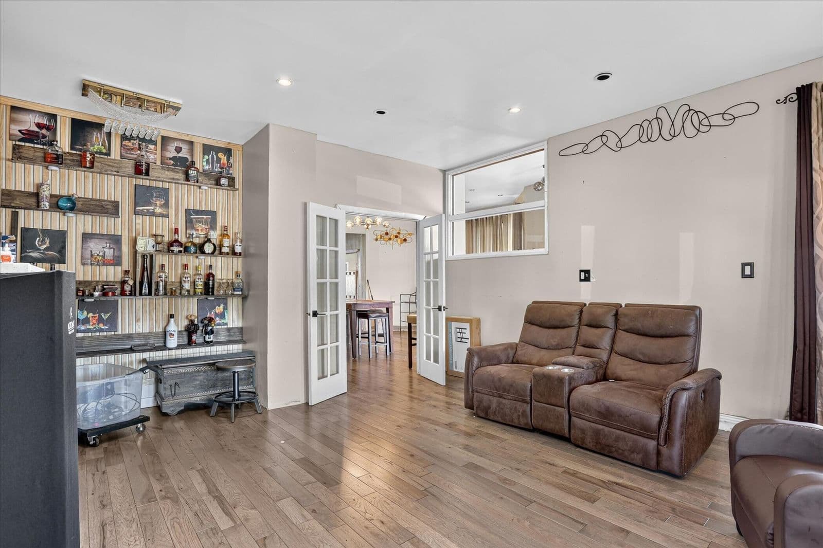 Photo 5 of 2342 2nd