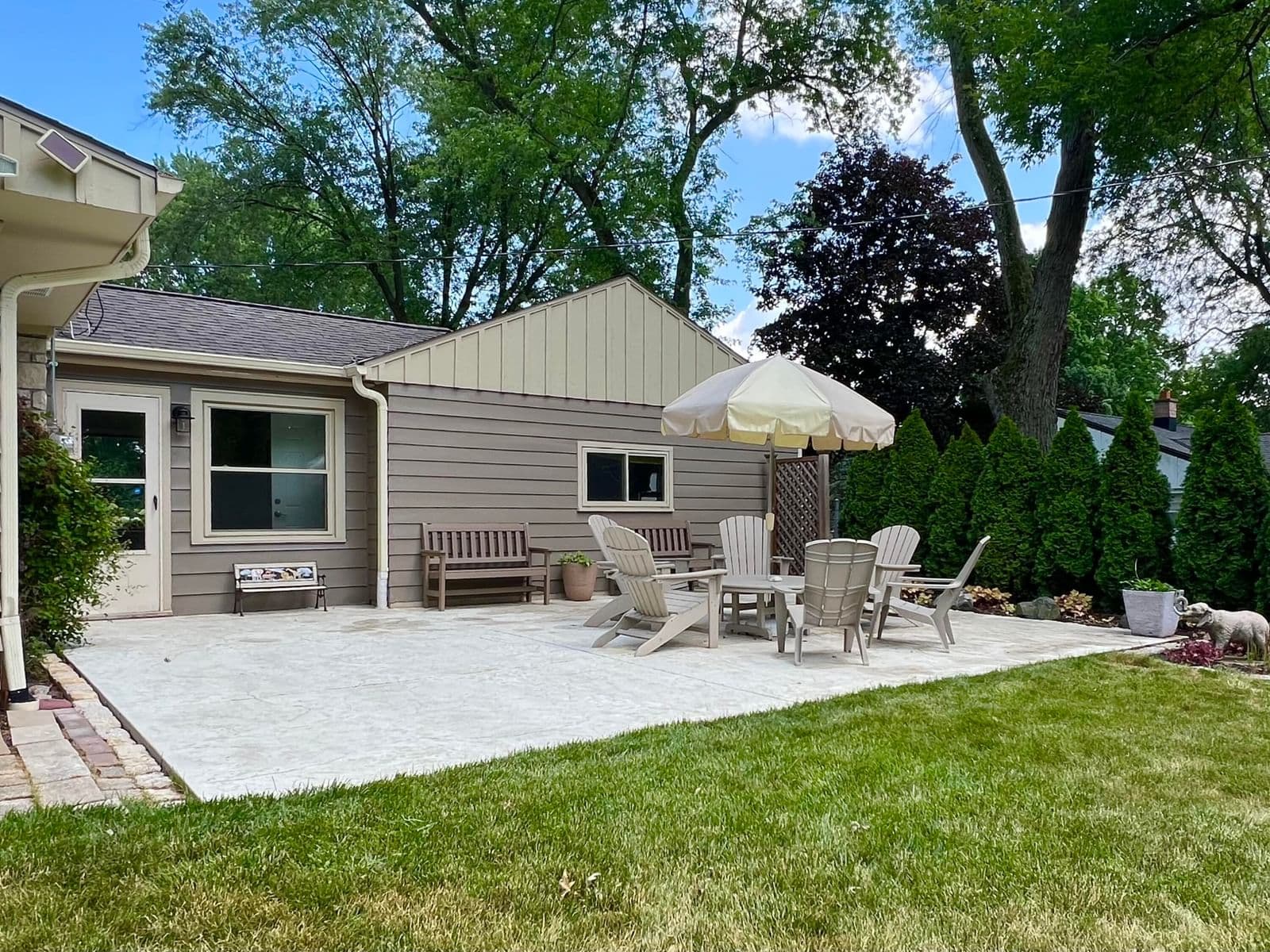 2625 El Rancho