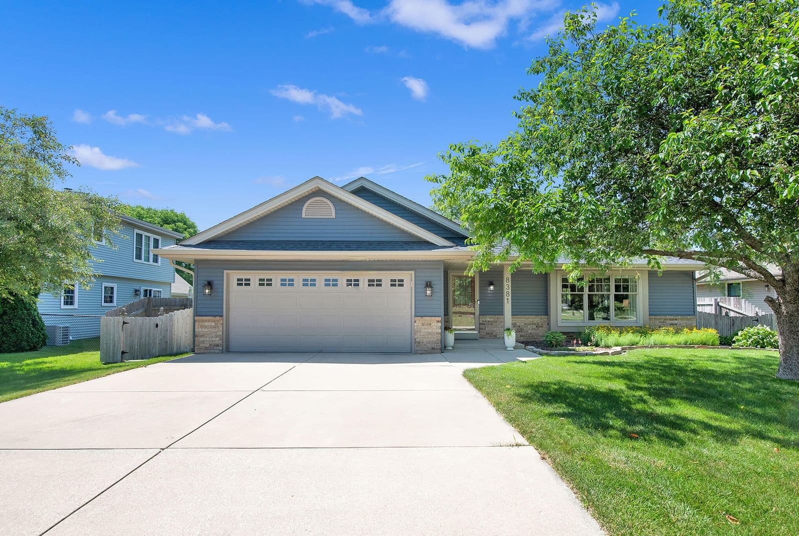 8381 15th, Oak Creek, WI
