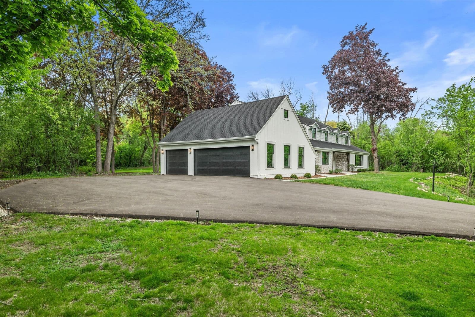 10525 Fairway