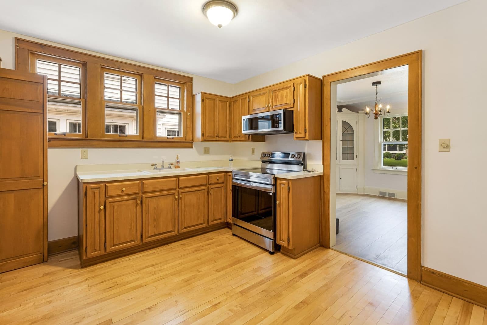 Photo 5 of 5901 Shoreland