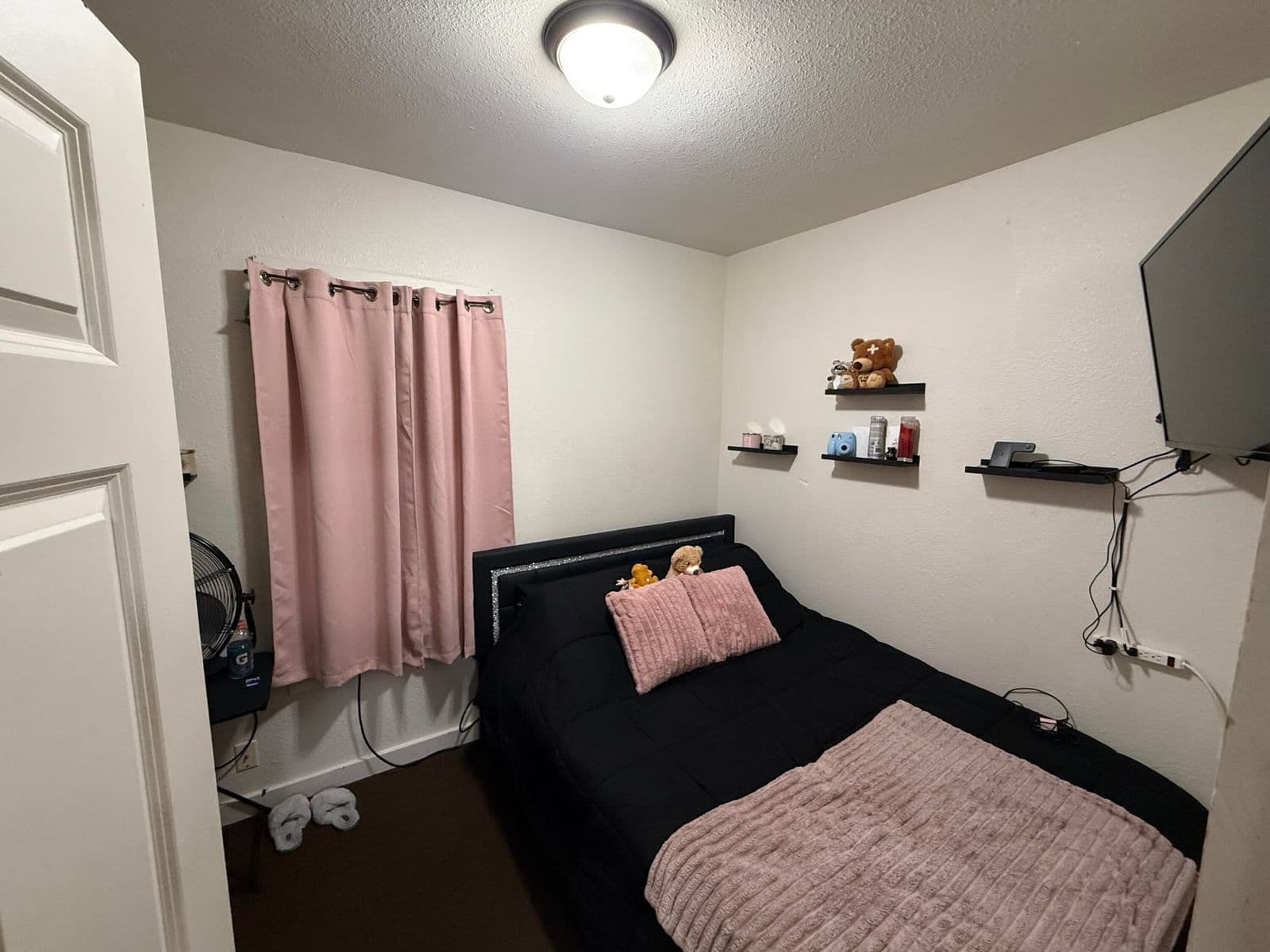 Photo 4 of 2544 6th
