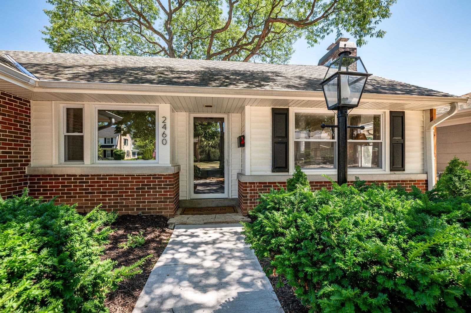 2460 95th, Wauwatosa, WI