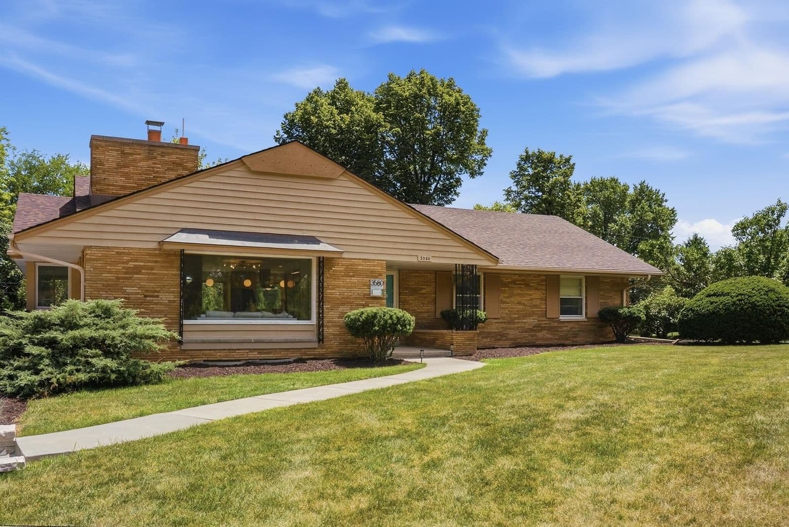 3580 Sunny Crest
