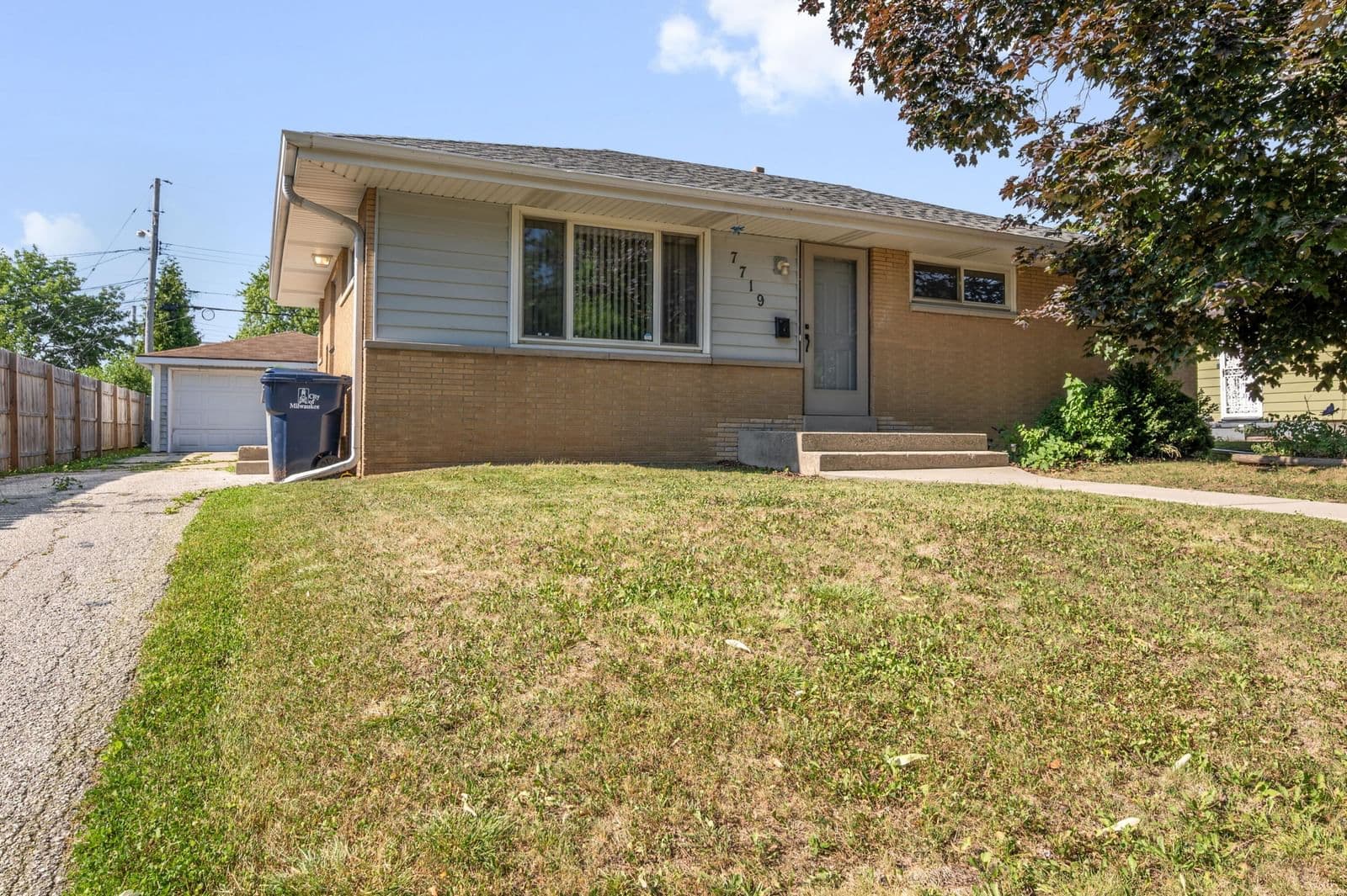 7719 Winfield