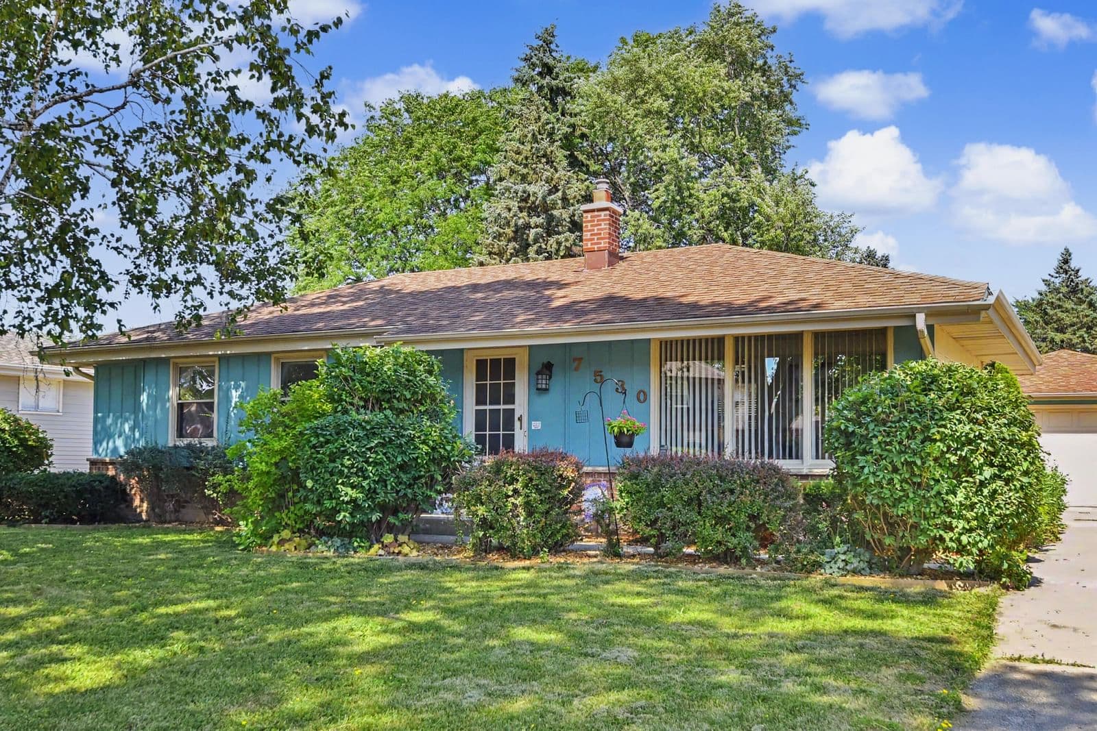 7530 Quincy, Oak Creek, WI