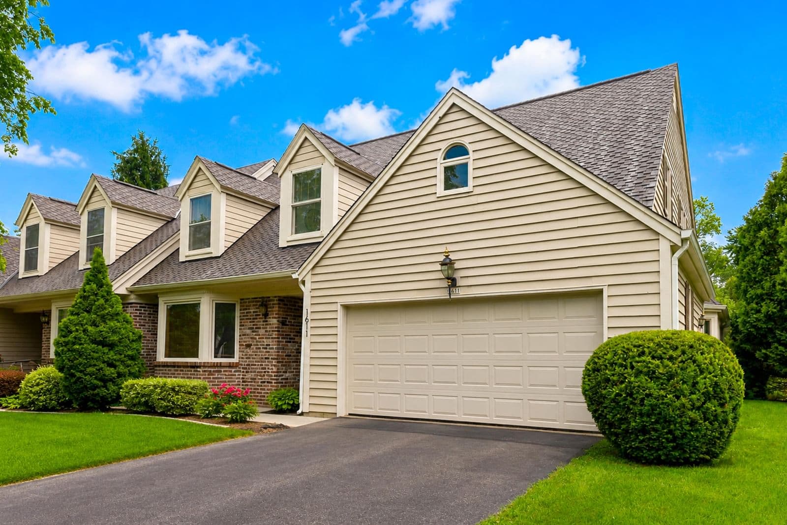 1611 Eastbrook