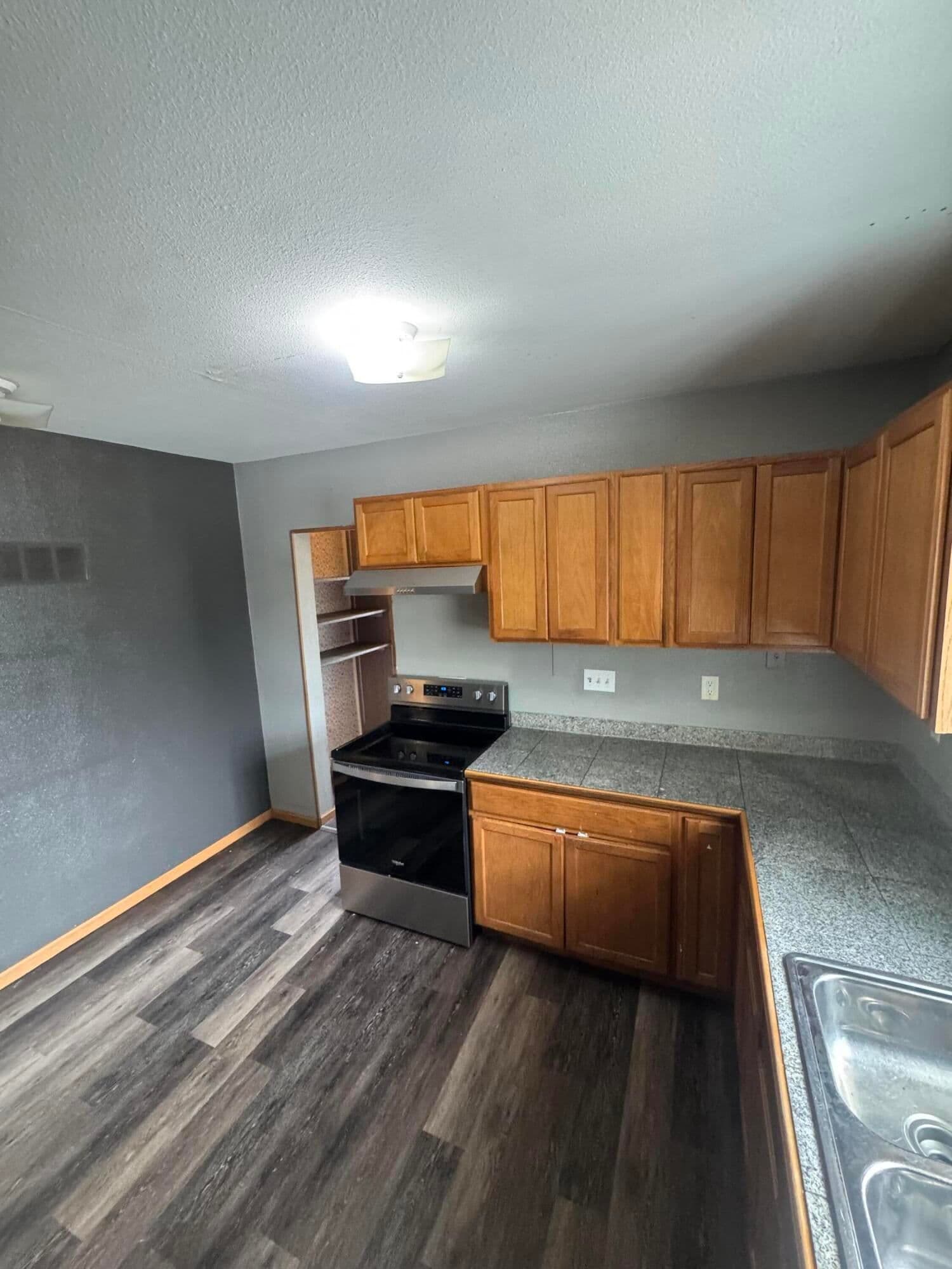Photo 4 of 2720 52nd