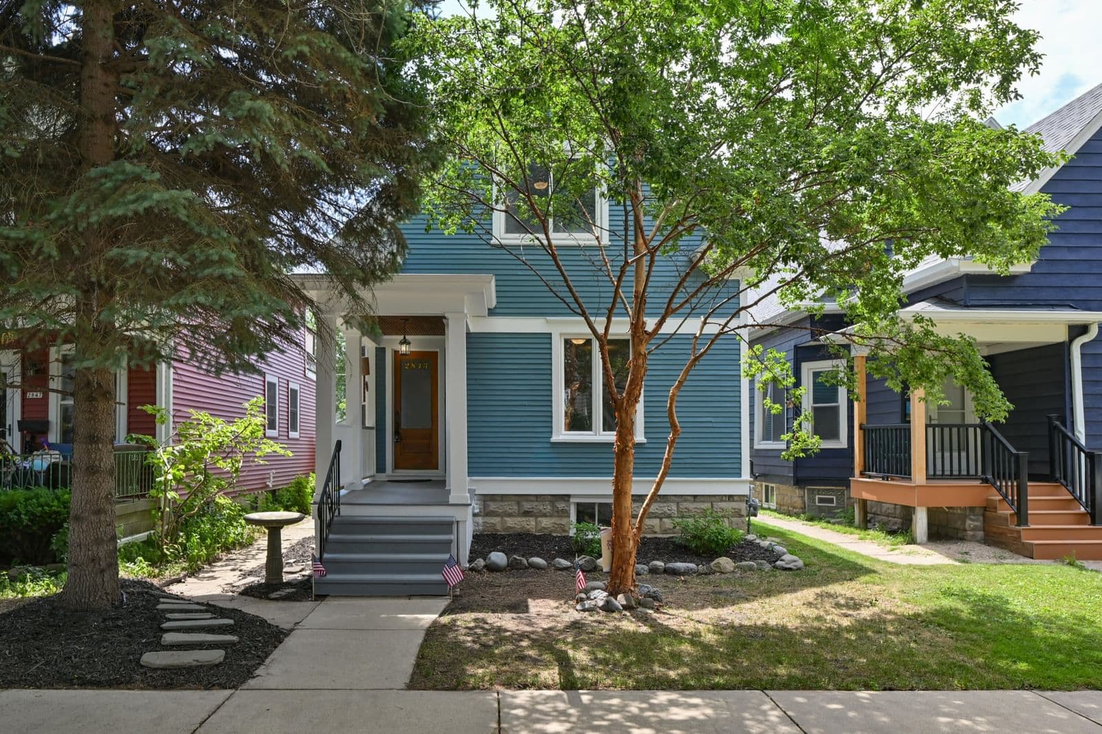 2843 Wentworth