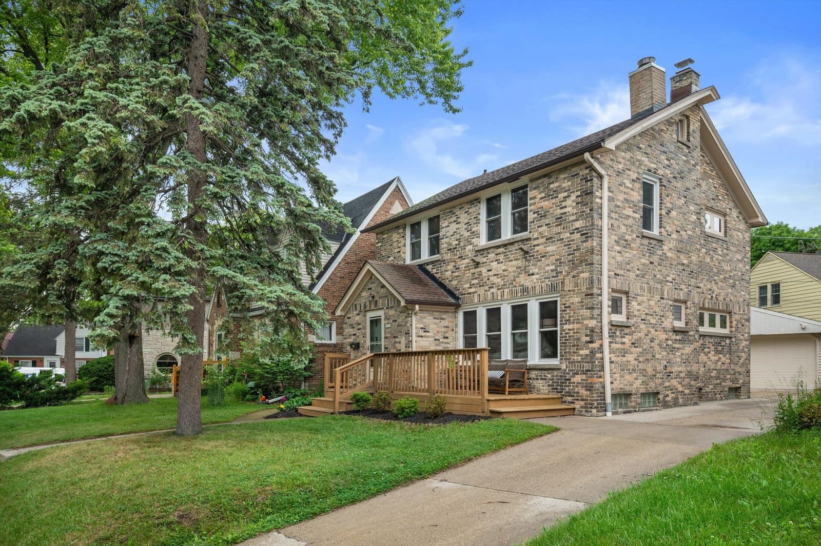 1512 Olive, Shorewood, WI