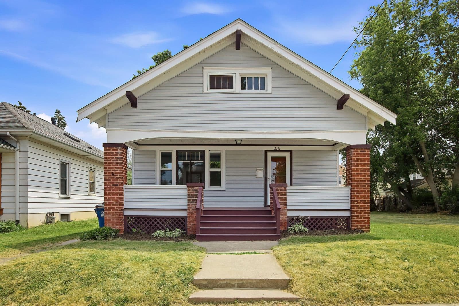 2111 Lawn, Racine, WI