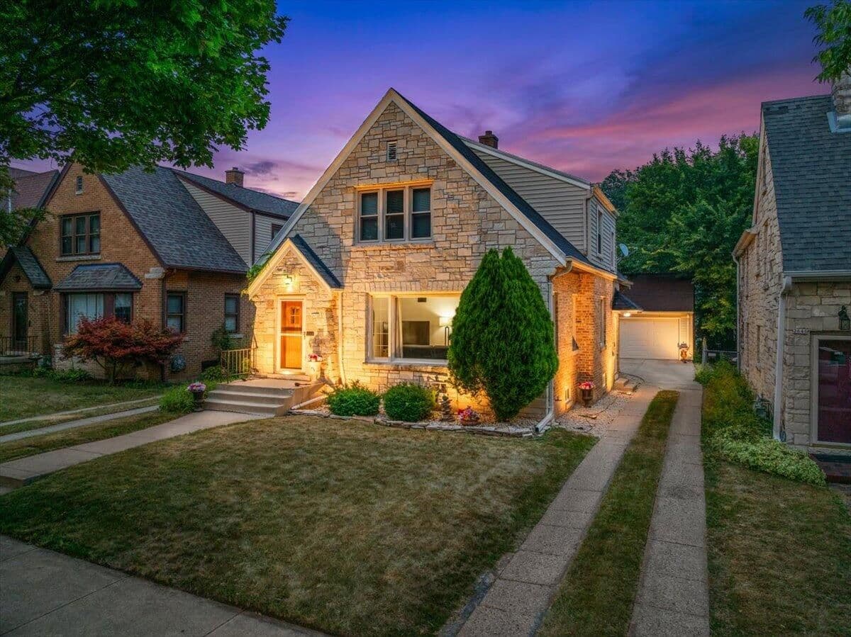 2650 70th, Wauwatosa, WI