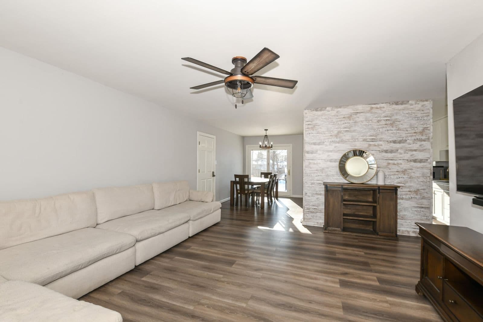 Photo 5 of 3301 Parnell