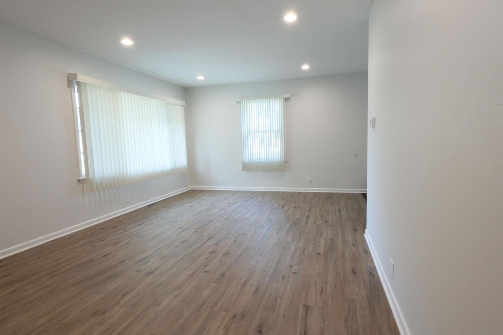 10325 Sheridan