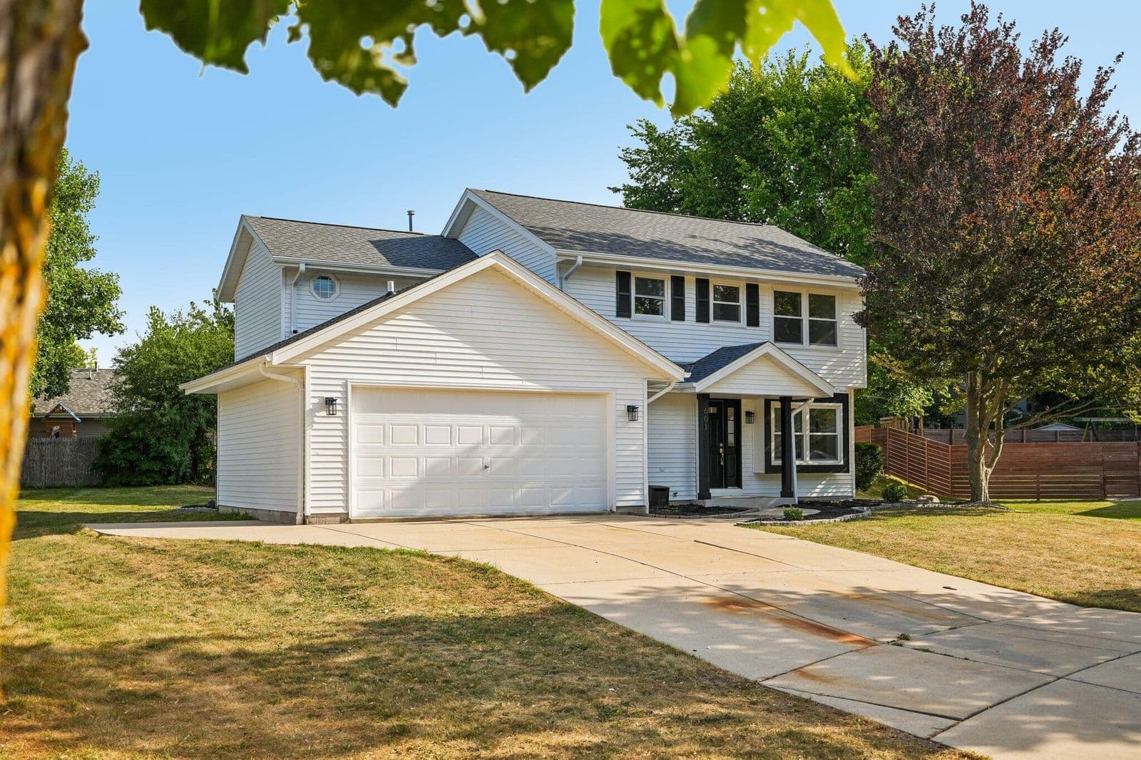 601 Jessica, Oak Creek, WI