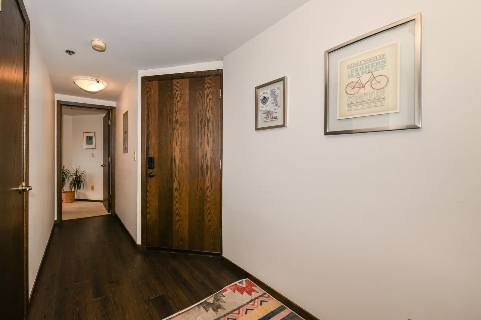 1633 Prospect