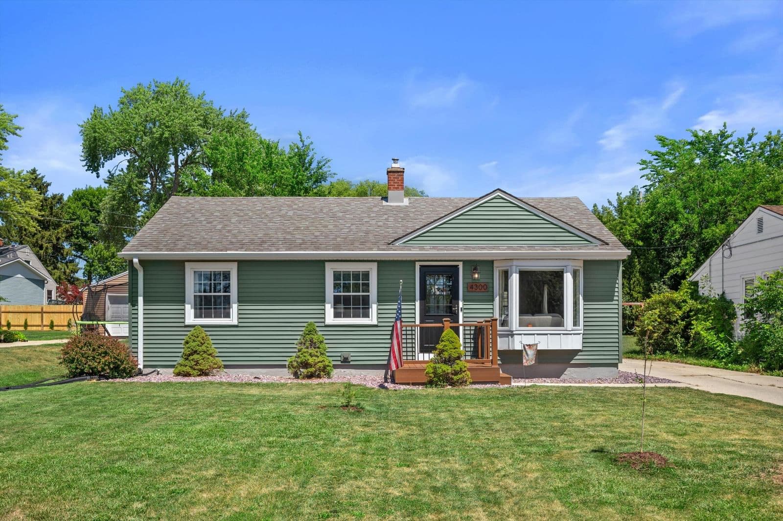 4300 Raymir, Wauwatosa, WI