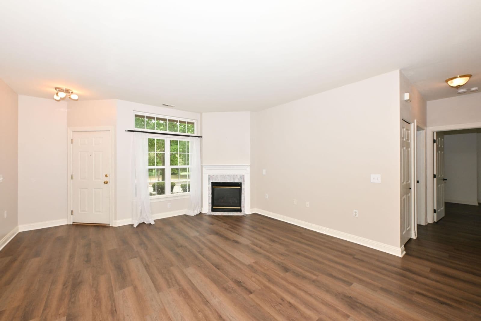 2111 Vista Bella
