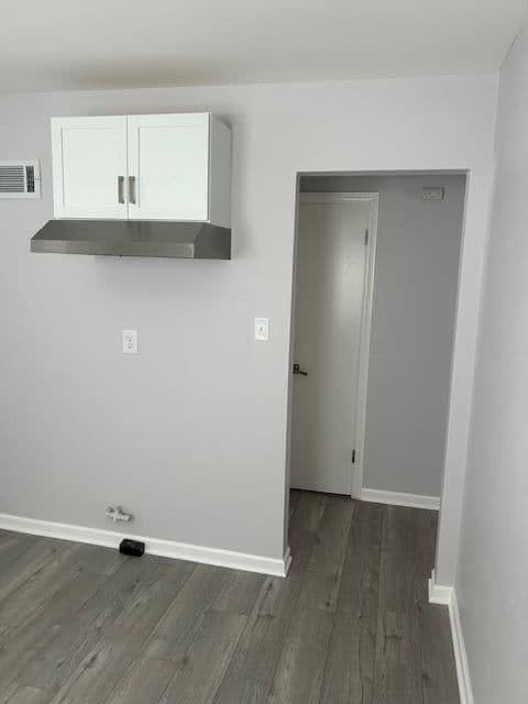 Photo 4 of 3143 89th