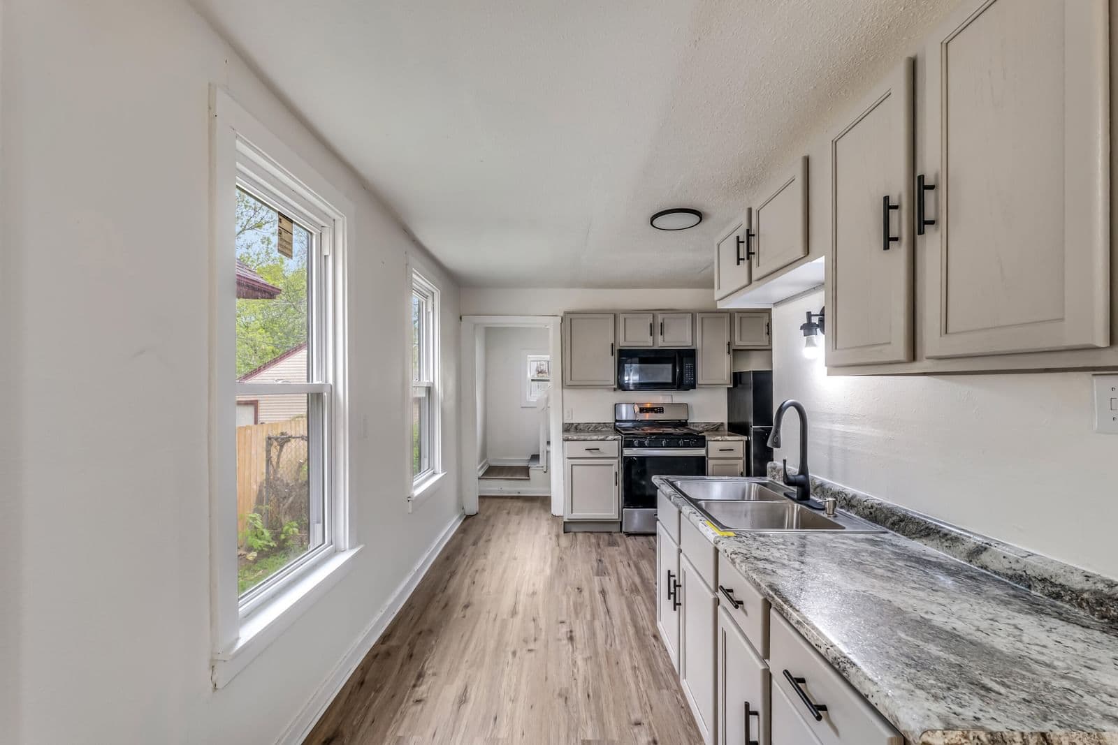 Photo 5 of 3173 41st