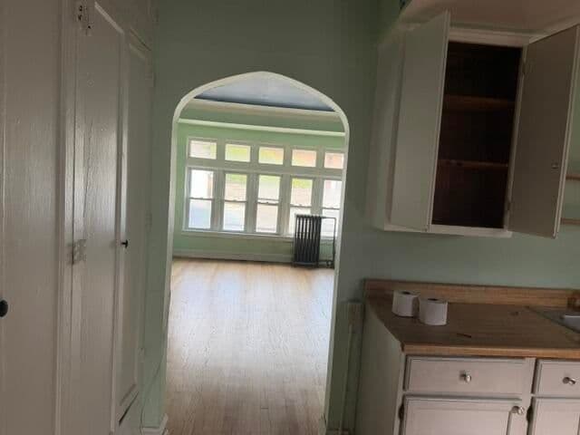 Photo 5 of 3272 Holton