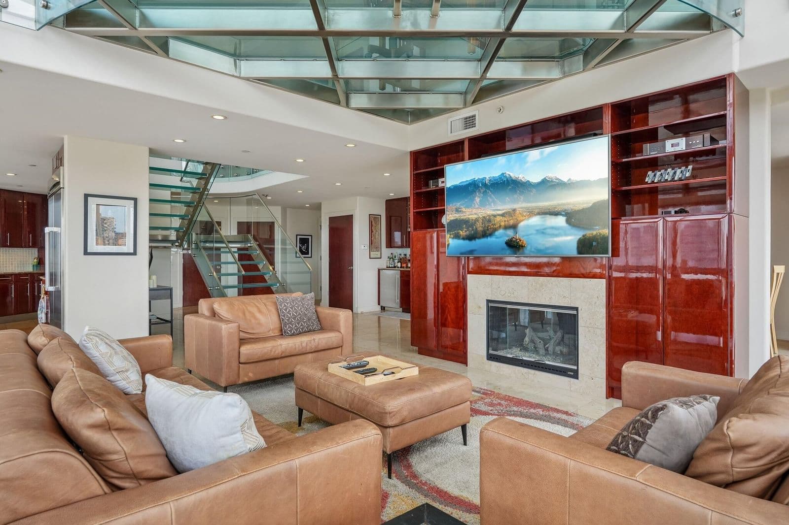 Photo 4 of 545 Wells