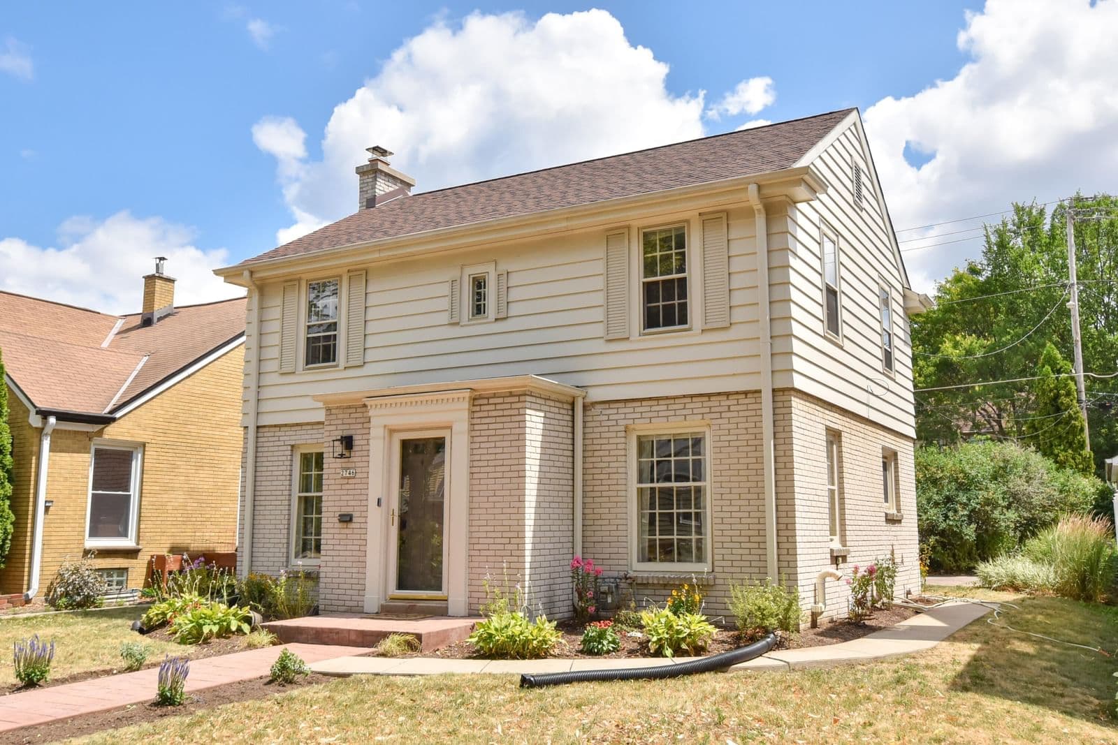 2746 73rd, Wauwatosa, WI