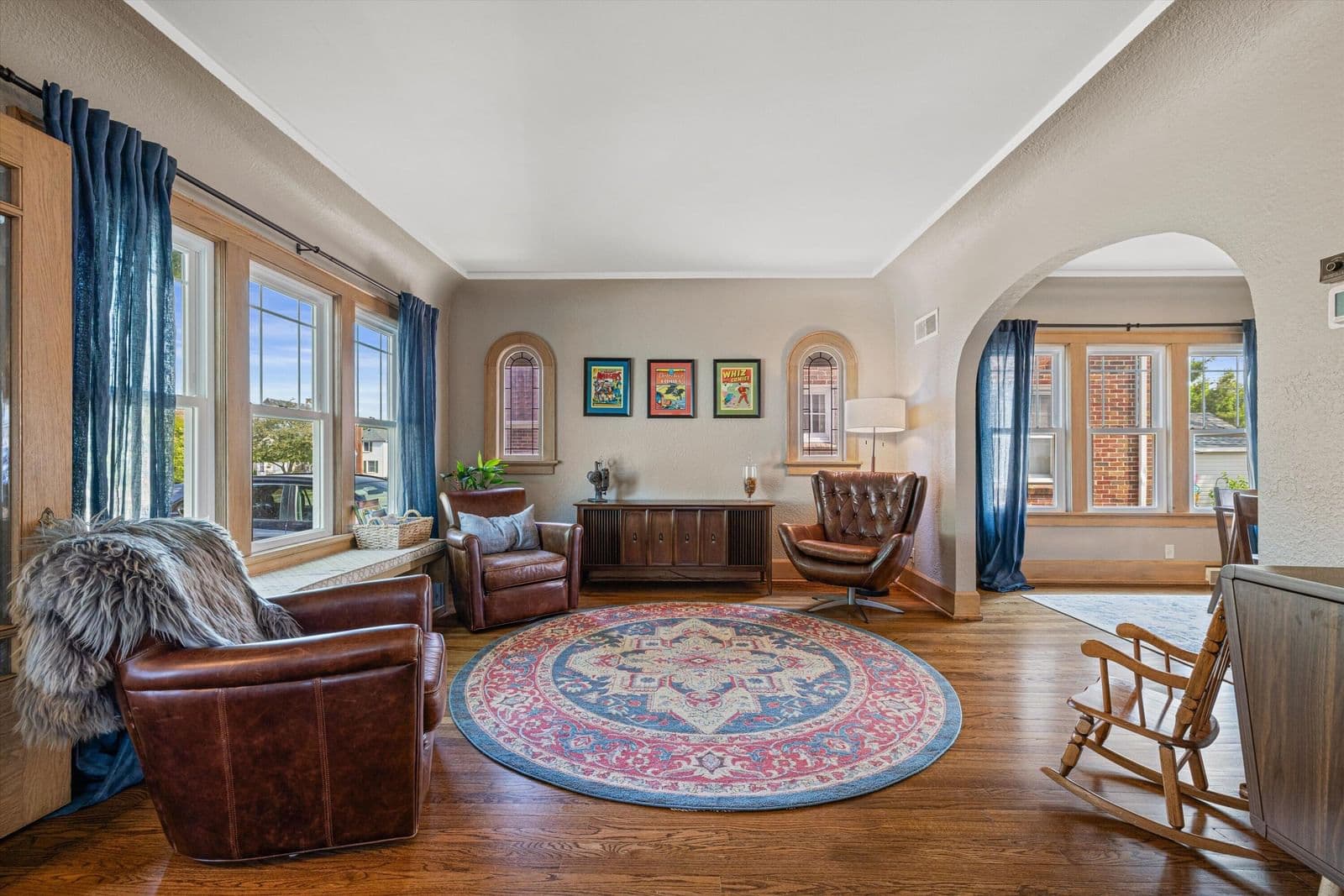 937 Lathrop
