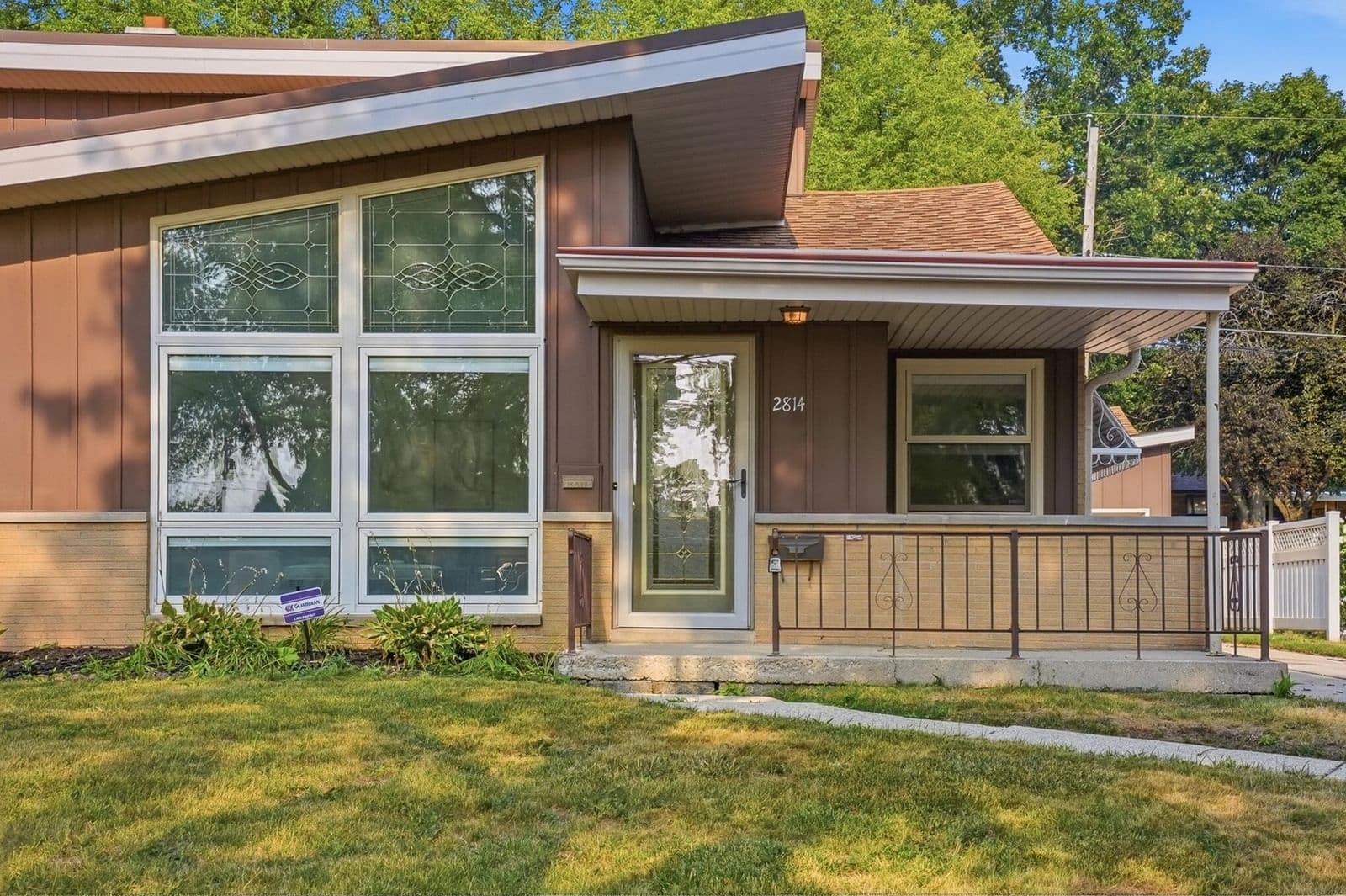 2814 Cleveland Park
