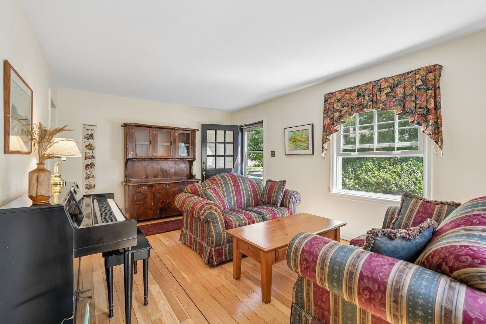 4907 Idlewild
