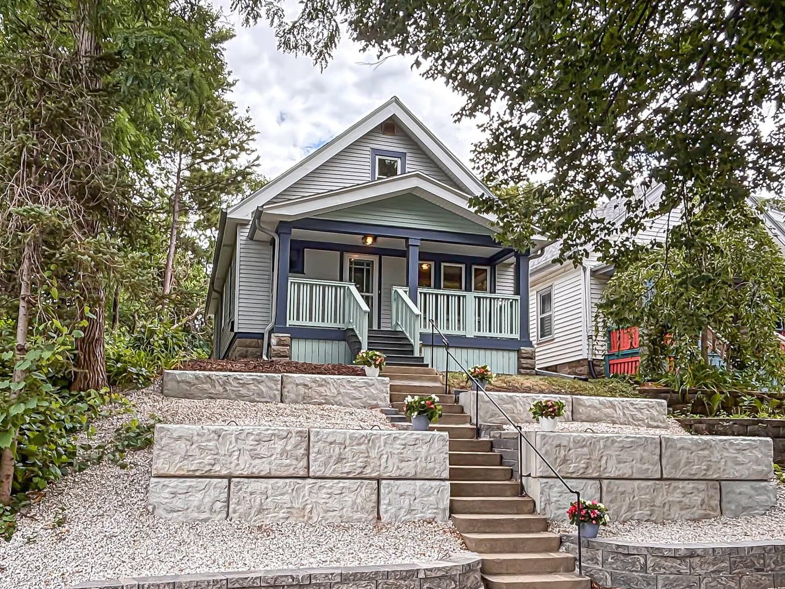 1743 Bennett