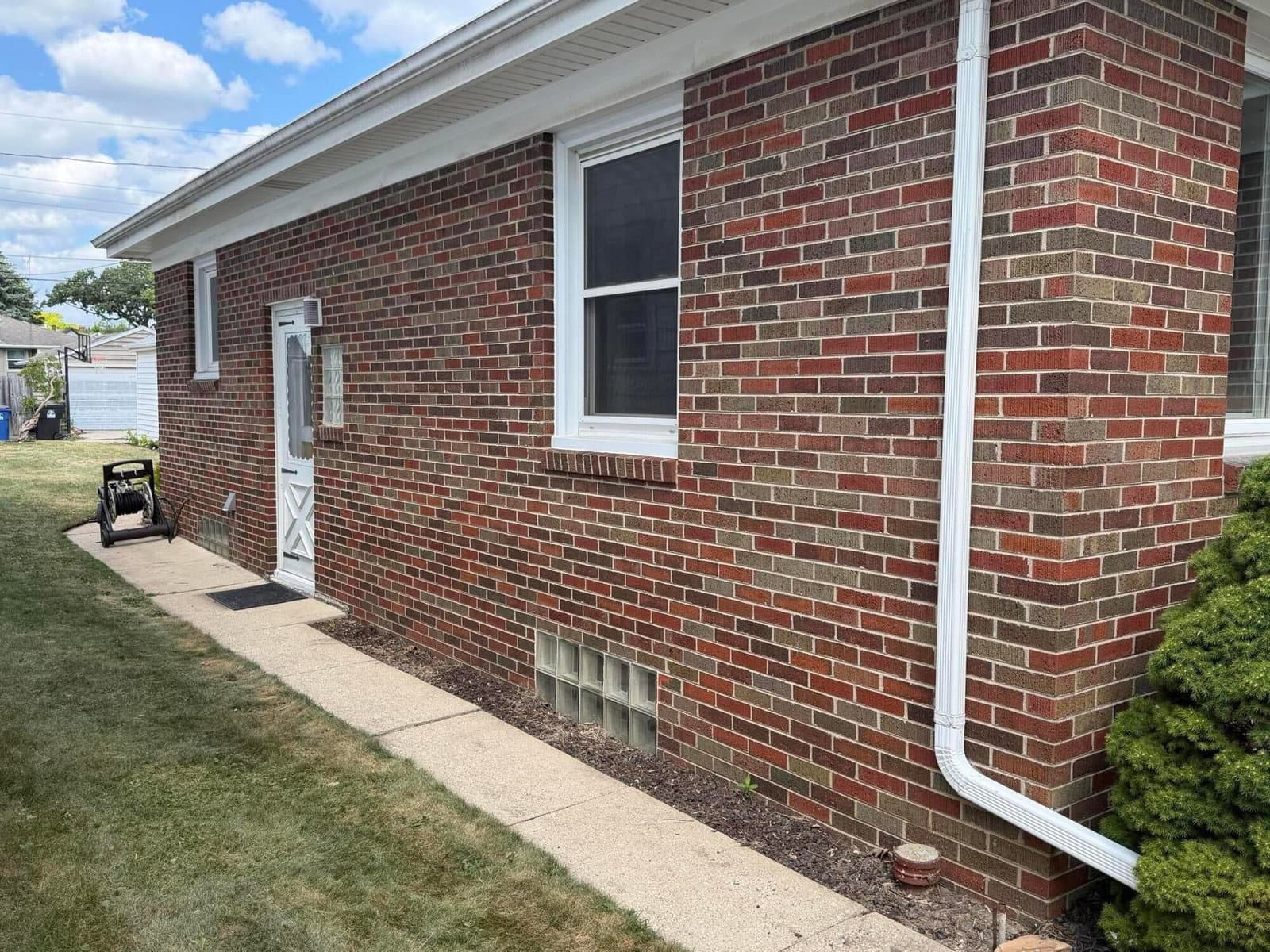 1508 West Lawn
