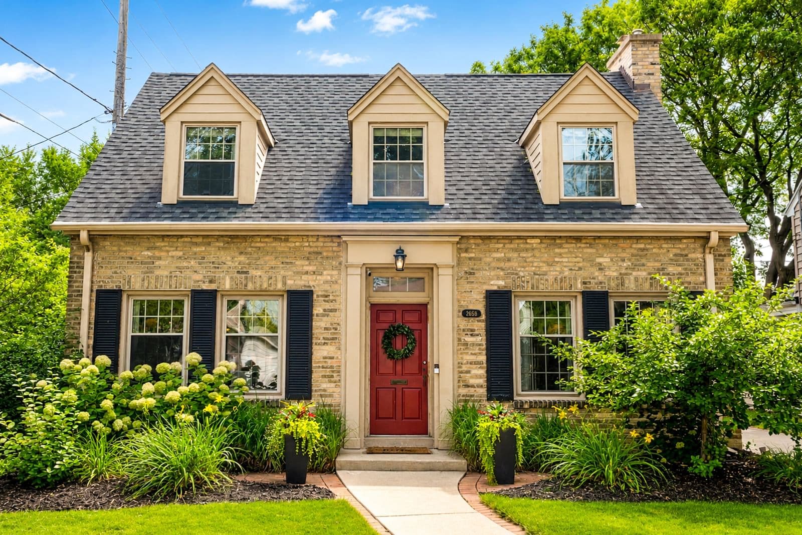 2658 88th, Wauwatosa, WI
