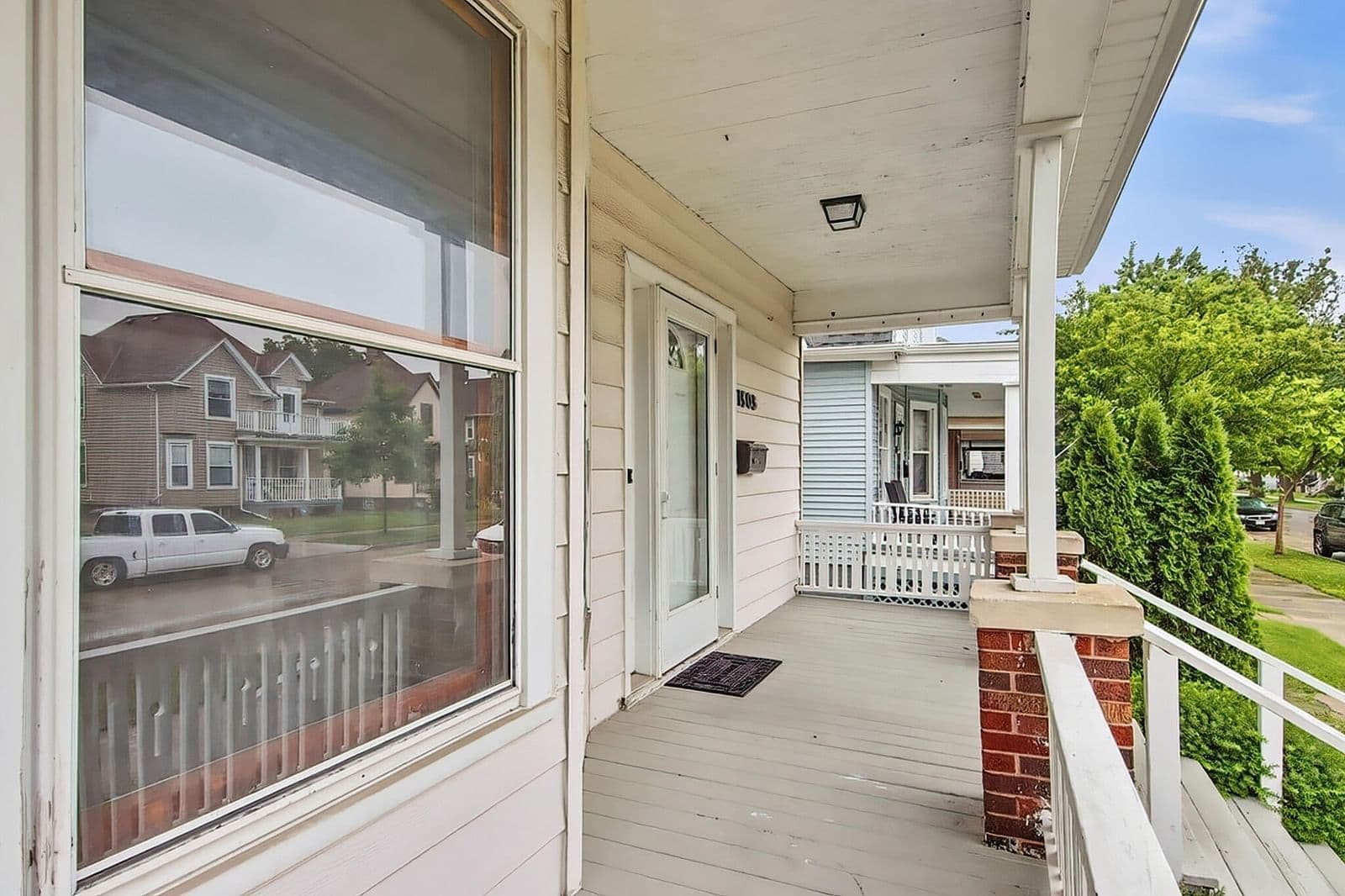 1503 Thurston