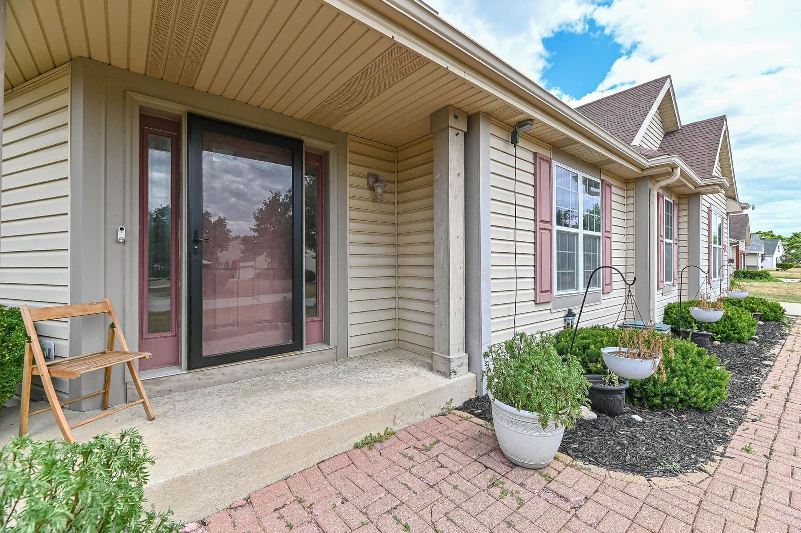 11042 Villa