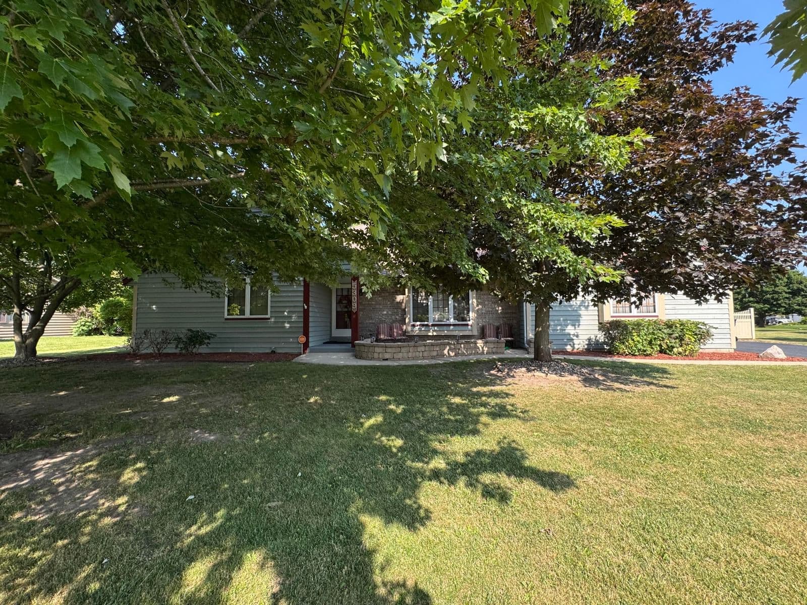 5309 Lathrop