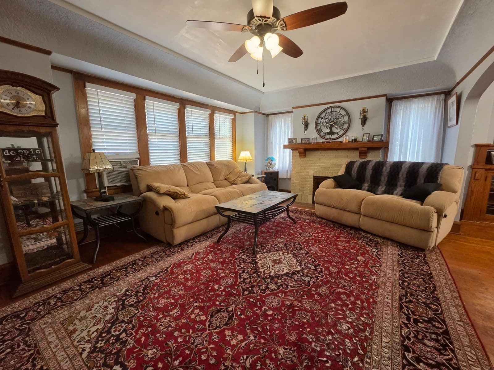 Photo 4 of 2961 55th