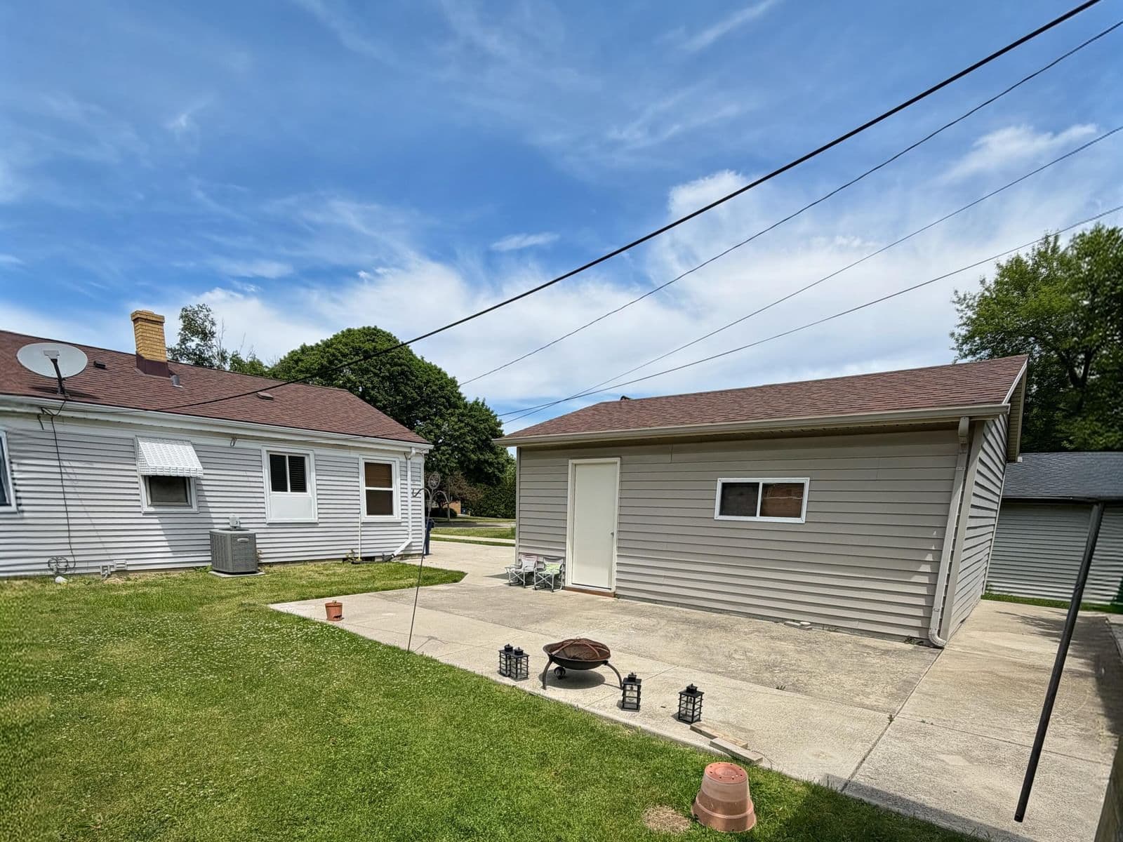 1225 Lombard